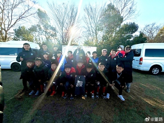  8戰(zhàn)全勝奪日本杯賽冠軍！中國足球小將發(fā)布感謝信