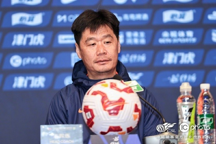  李霄鵬：希望明天比賽能打出一些新的東西，取得一個(gè)好的結(jié)果